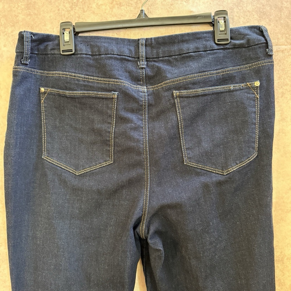 Chico's So Slimming Girlfriend Slim Leg Blue Jeans in size 2 Tall. Dark Wash - Picture 4 of 11